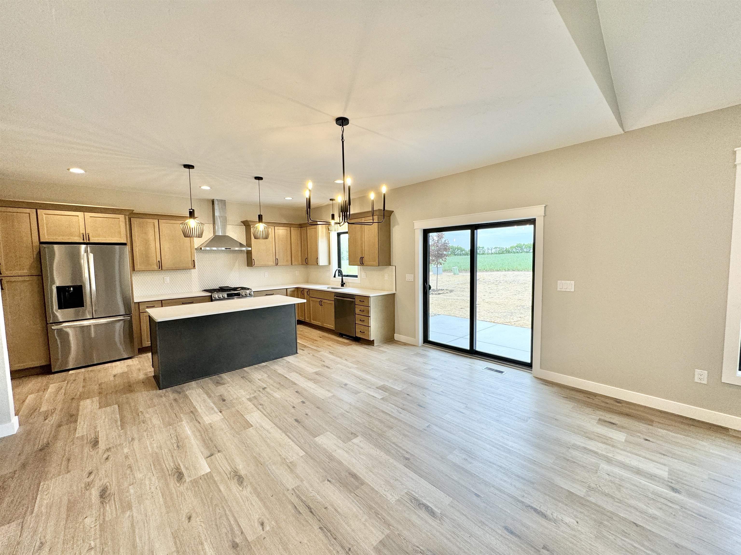 1813 Arbor Ridge Way