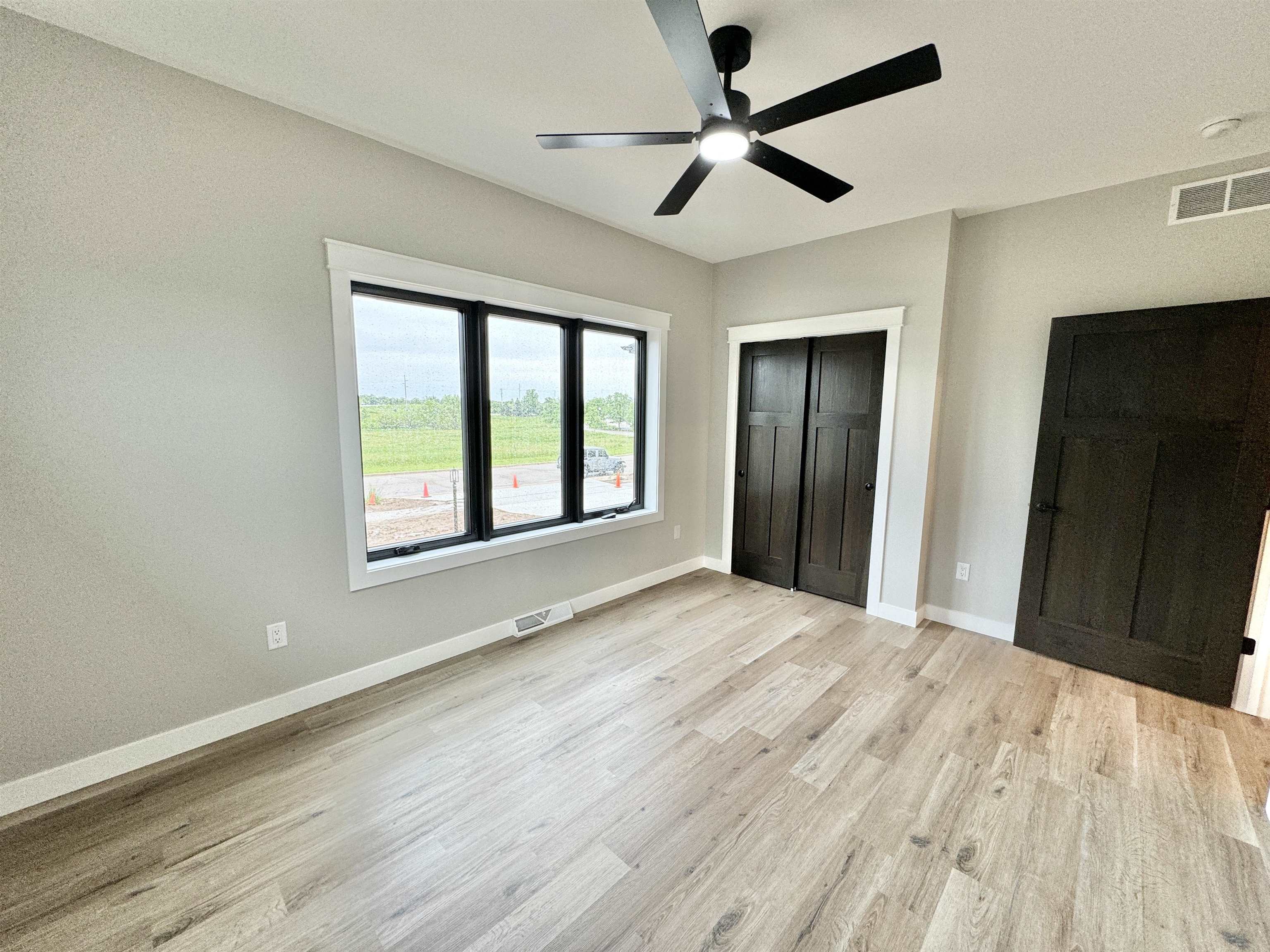 1813 Arbor Ridge Way