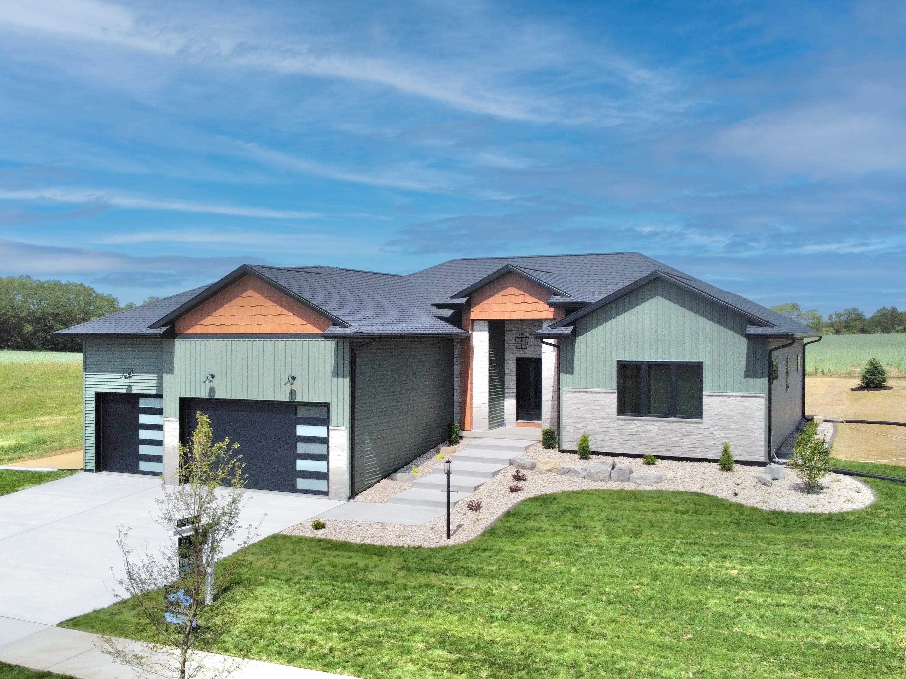 1813 Arbor Ridge Way