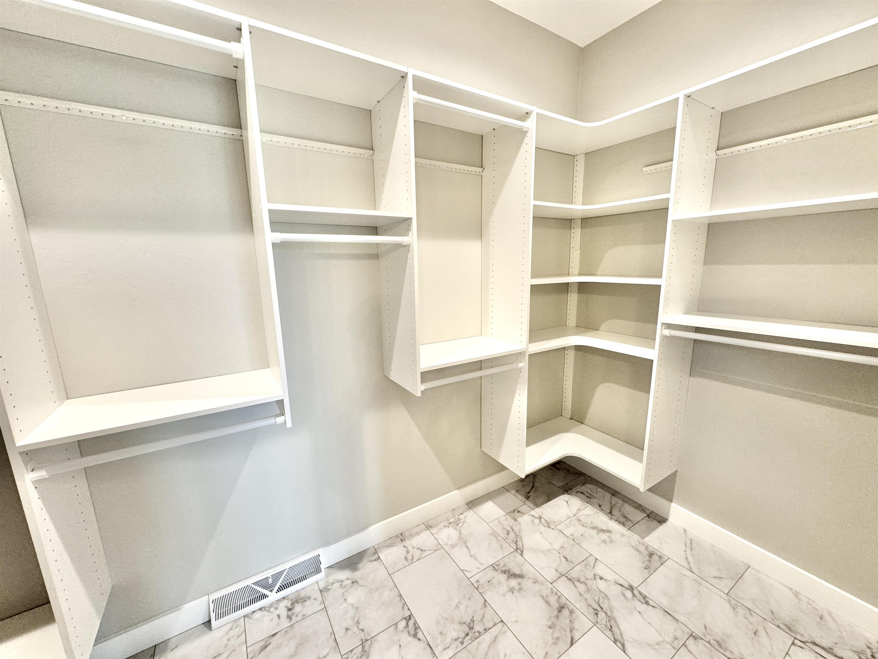 1813 Arbor Ridge Way