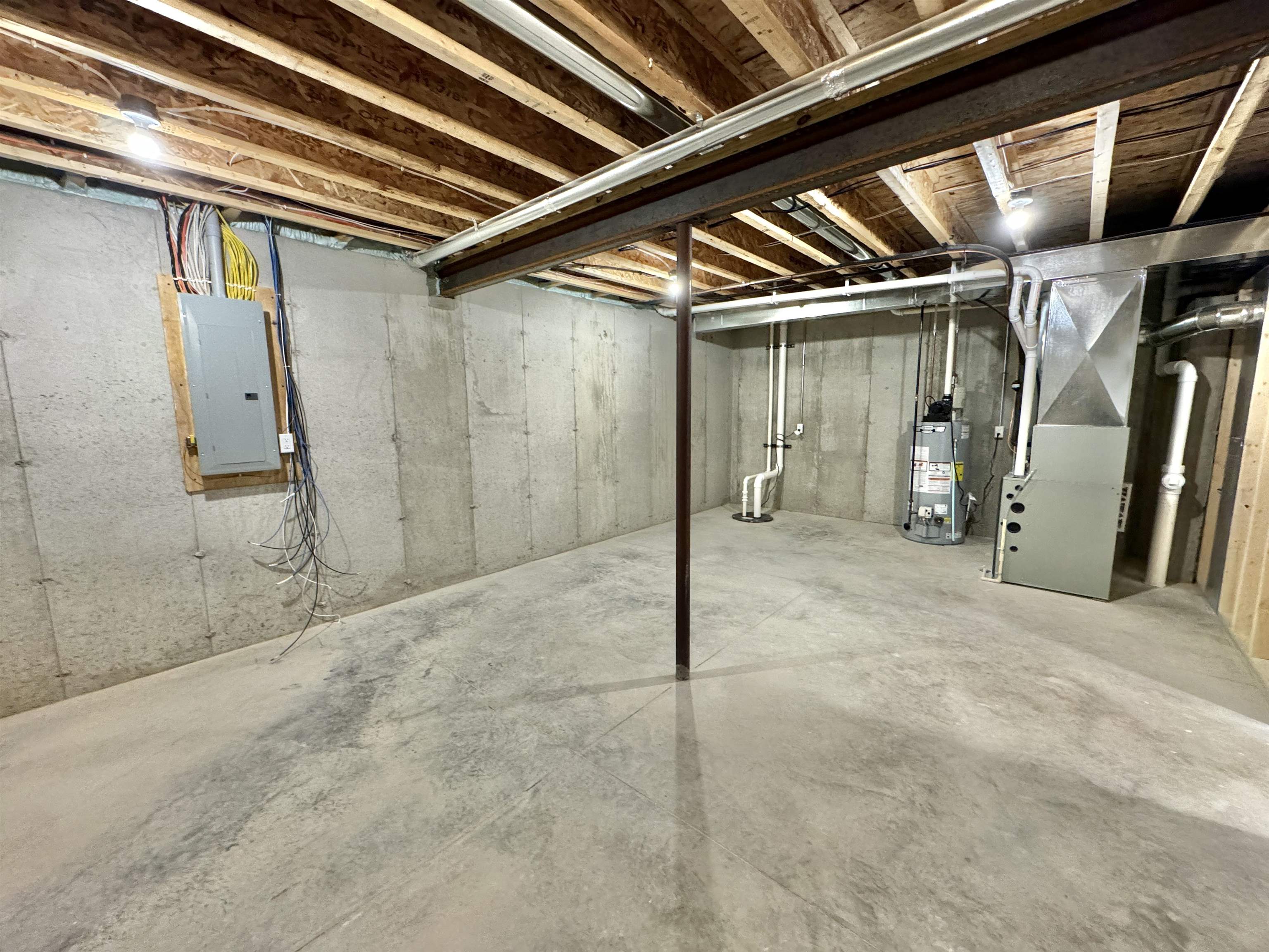 1813 Arbor Ridge Way