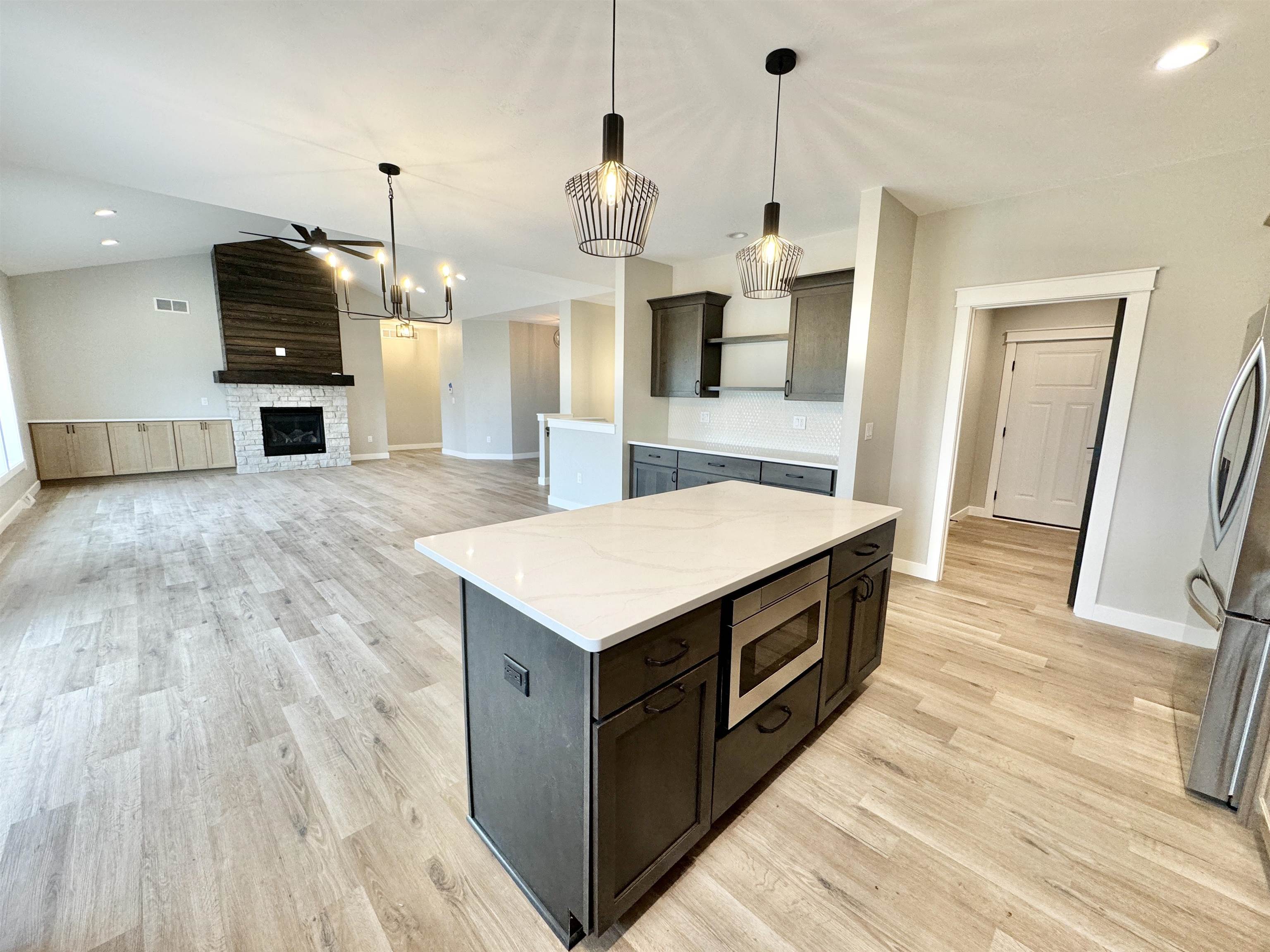 1813 Arbor Ridge Way