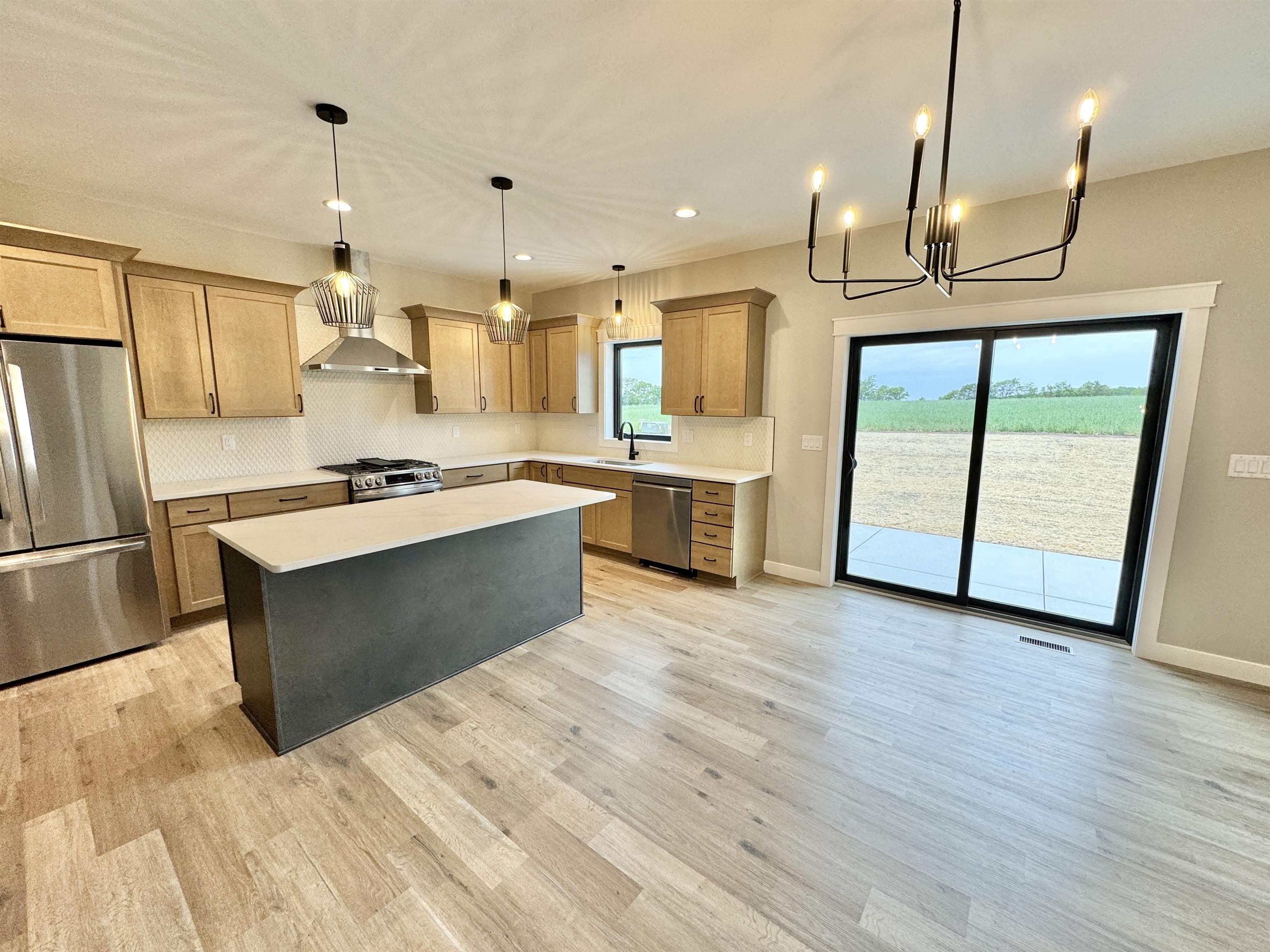 1813 Arbor Ridge Way