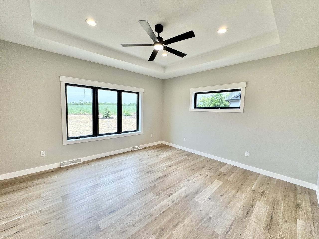 1813 Arbor Ridge Way