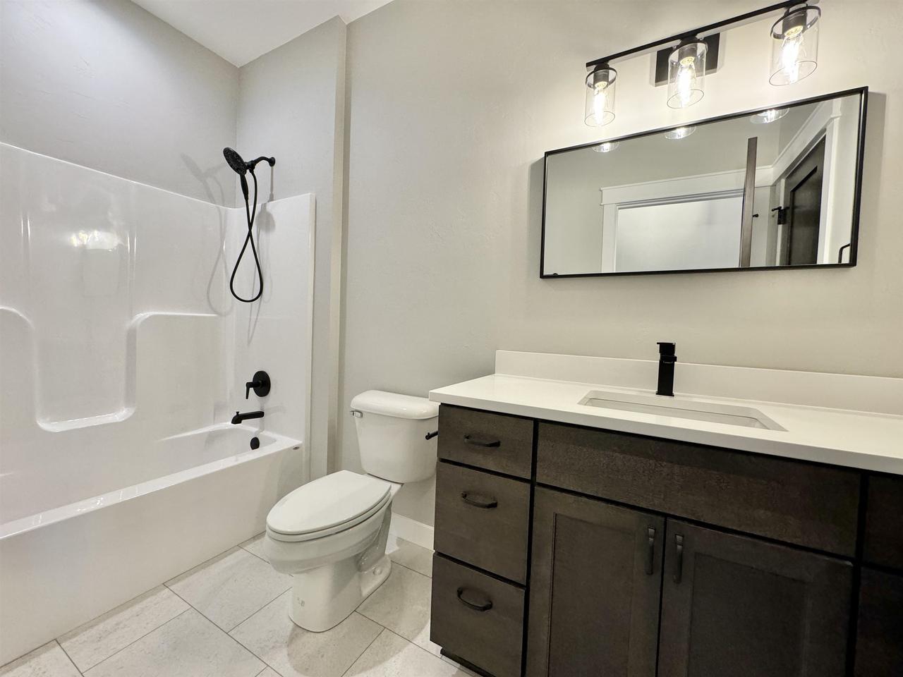 1813 Arbor Ridge Way