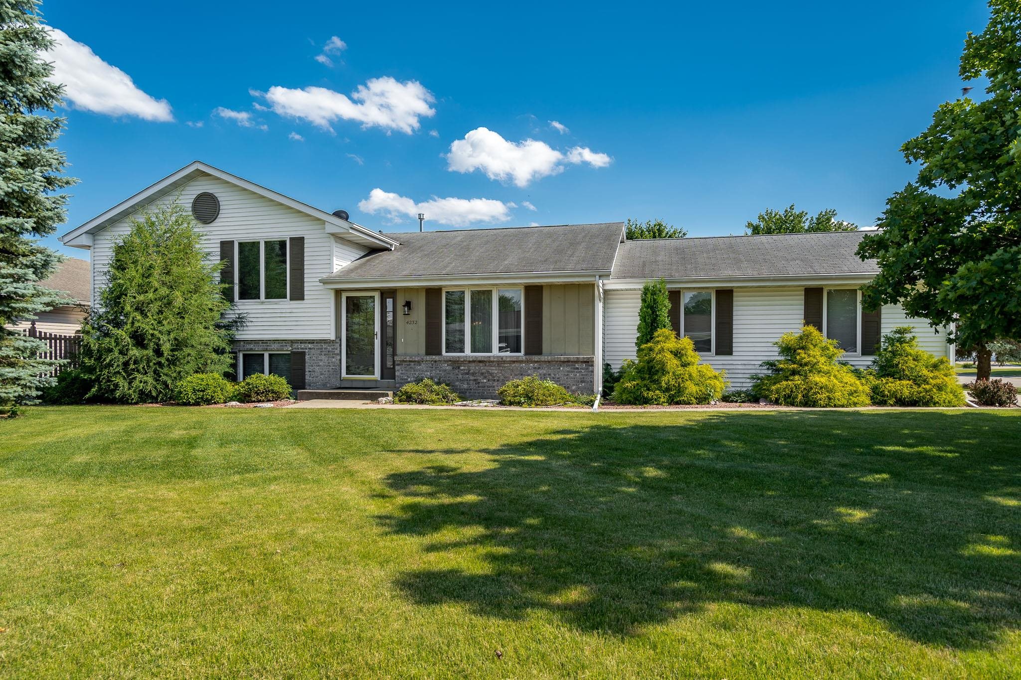 4232 Kingsford Drive