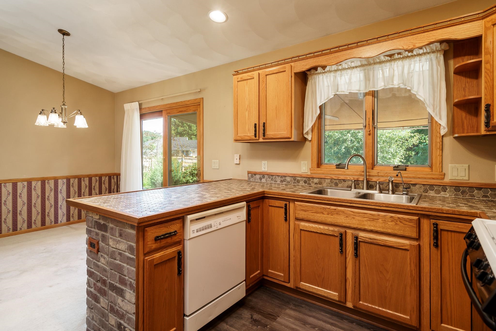4232 Kingsford Drive