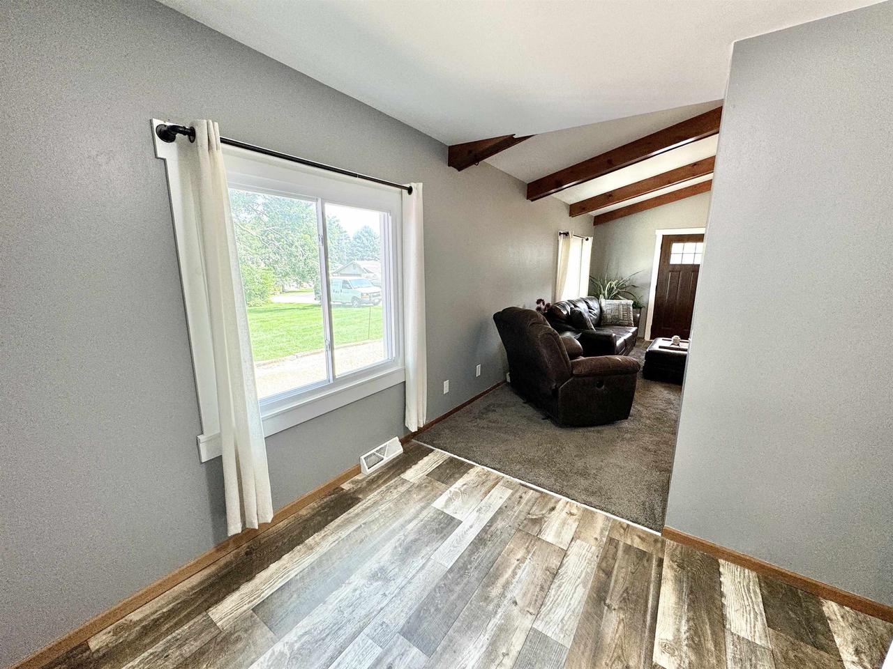 11643 North Parkview Drive