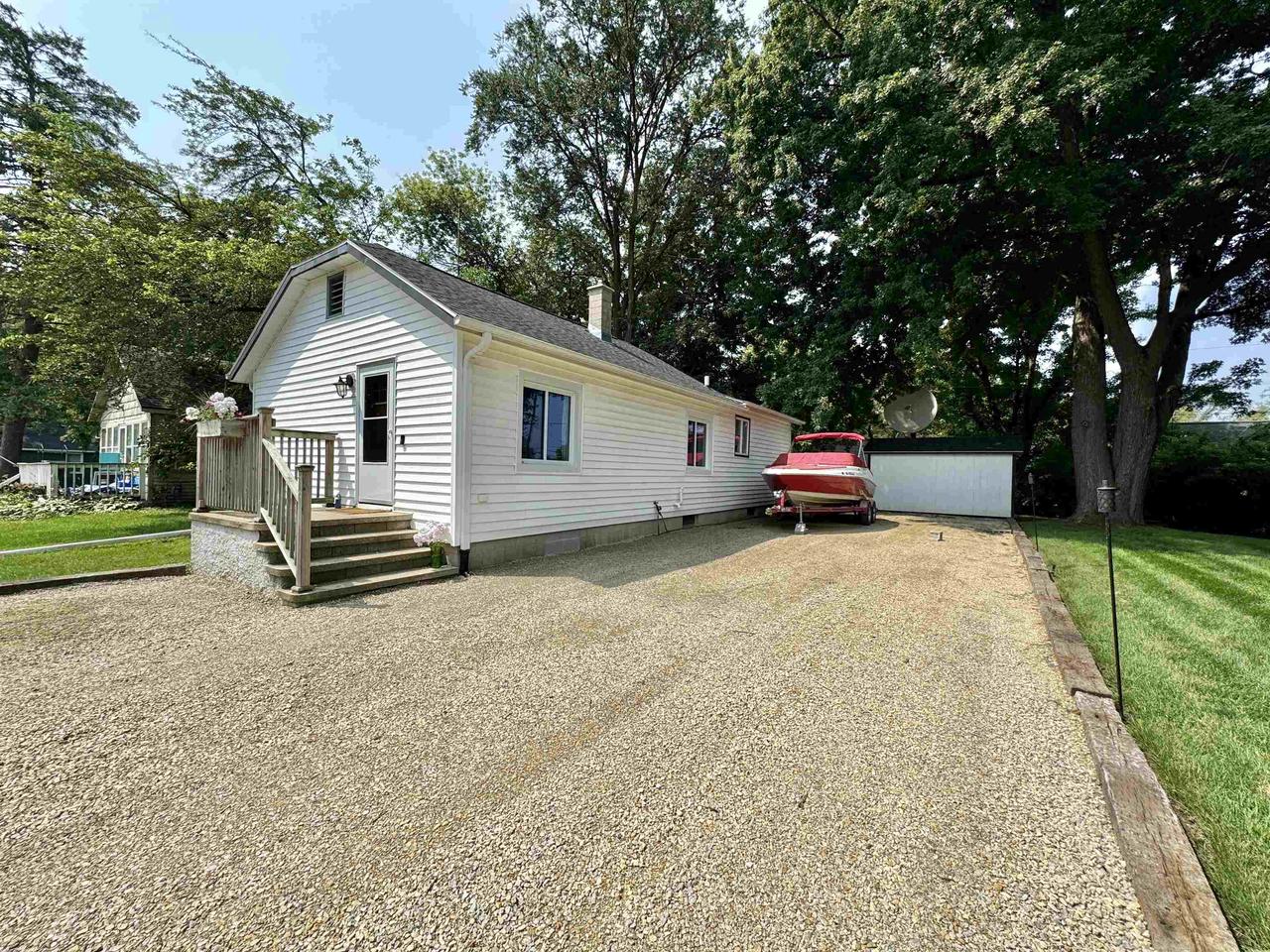 11643 North Parkview Drive