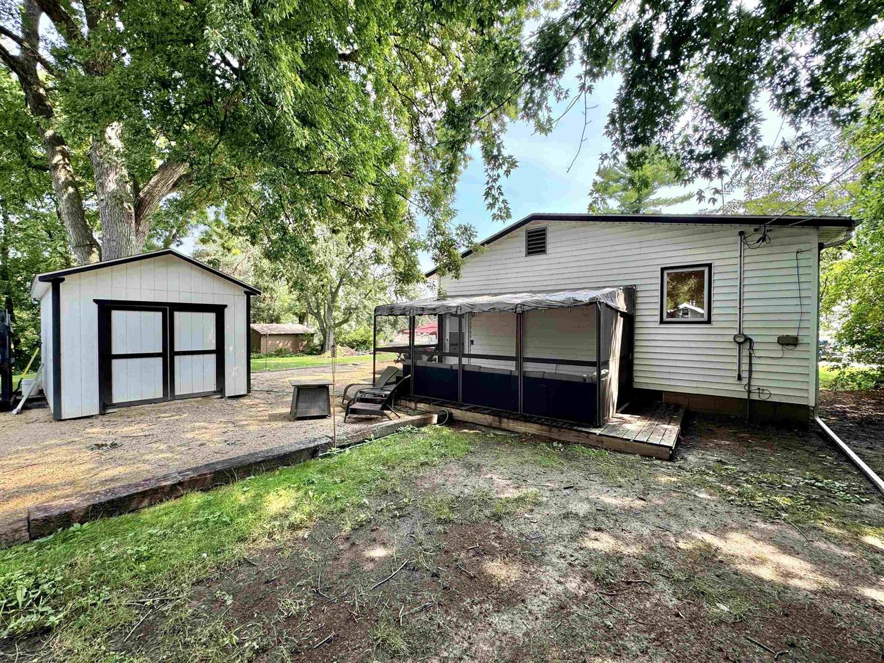 11643 North Parkview Drive