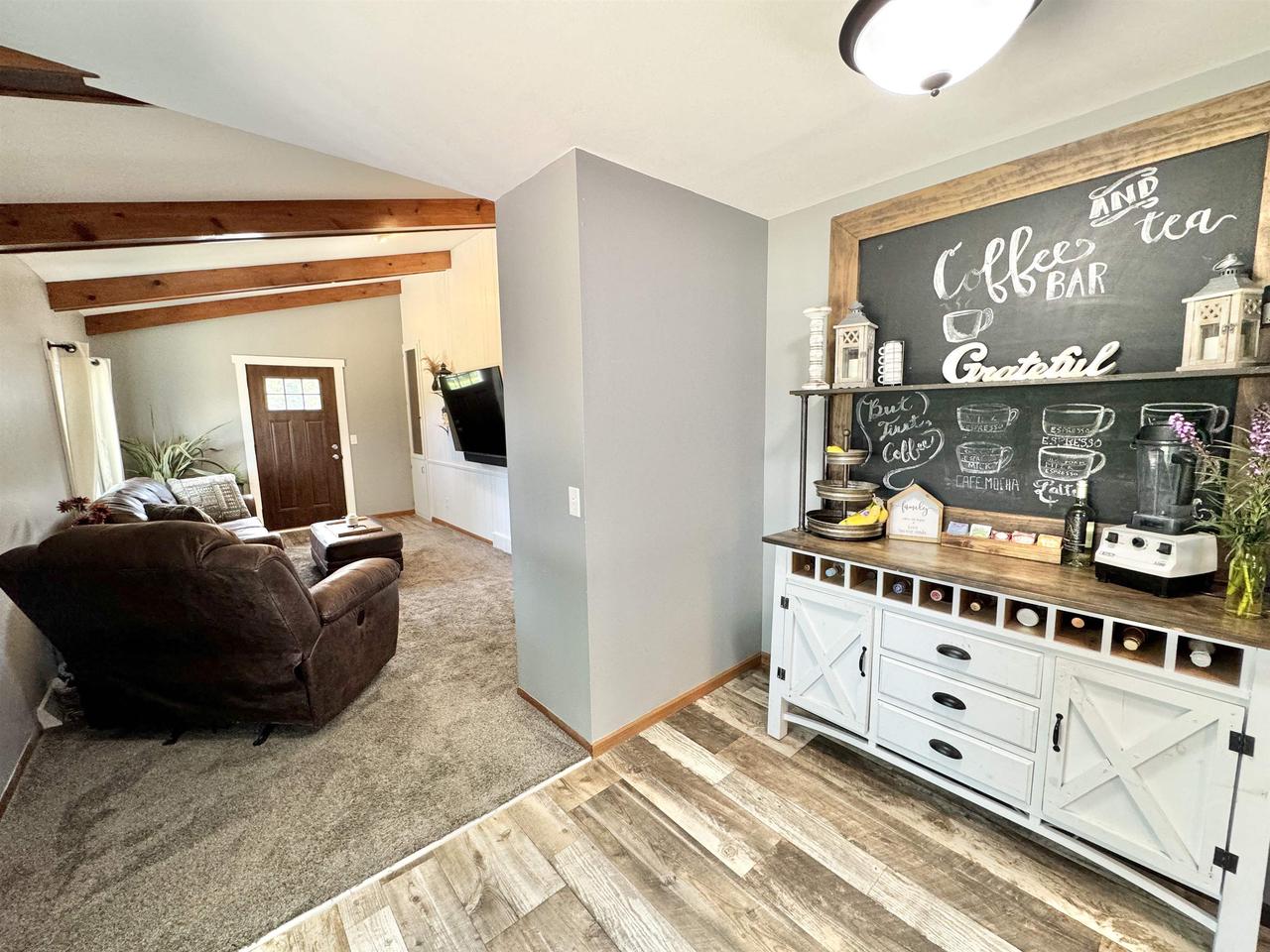 11643 North Parkview Drive