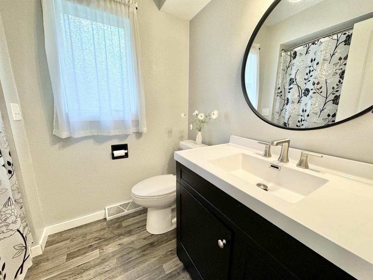 11643 North Parkview Drive