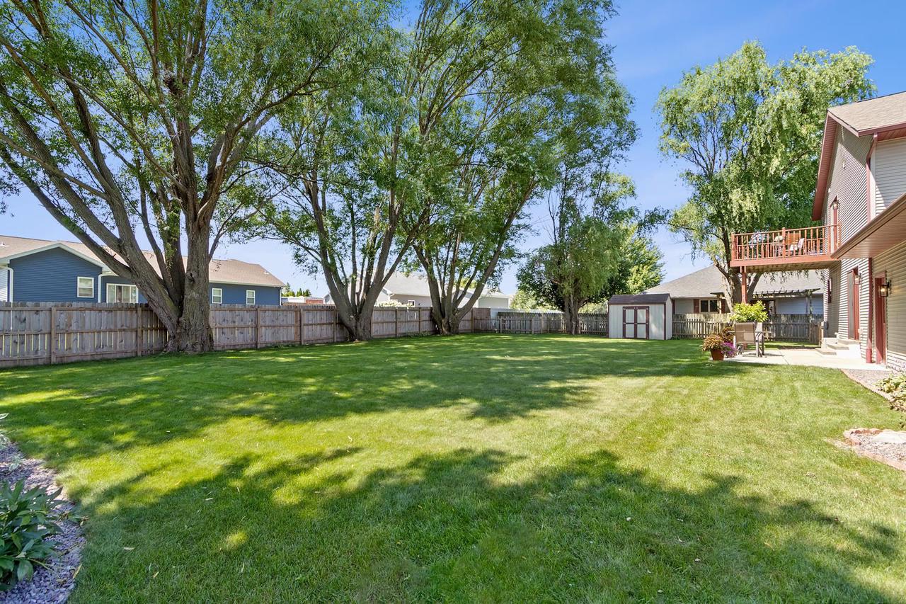 3823 Falcon Ridge Drive