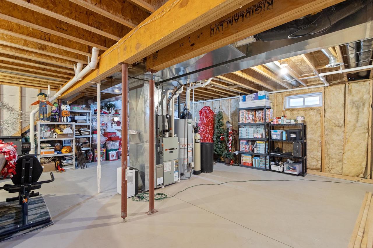 3823 Falcon Ridge Drive