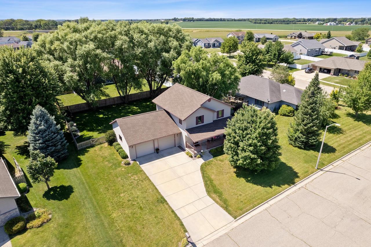 3823 Falcon Ridge Drive