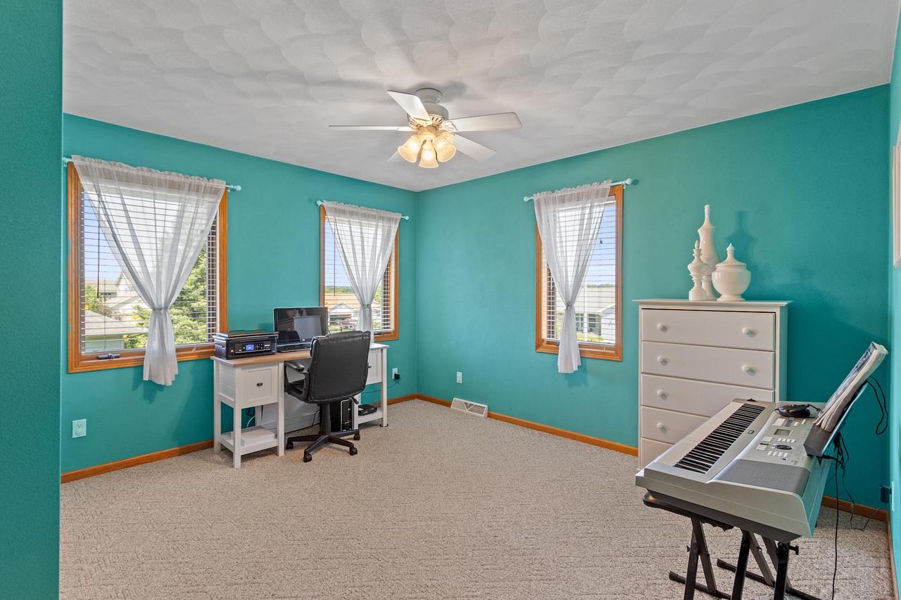 3823 Falcon Ridge Drive