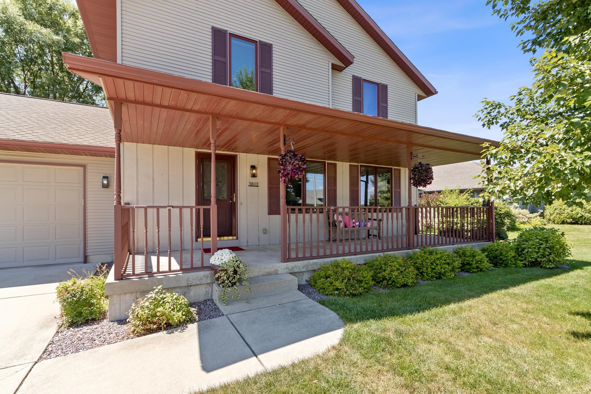 3823 Falcon Ridge Drive