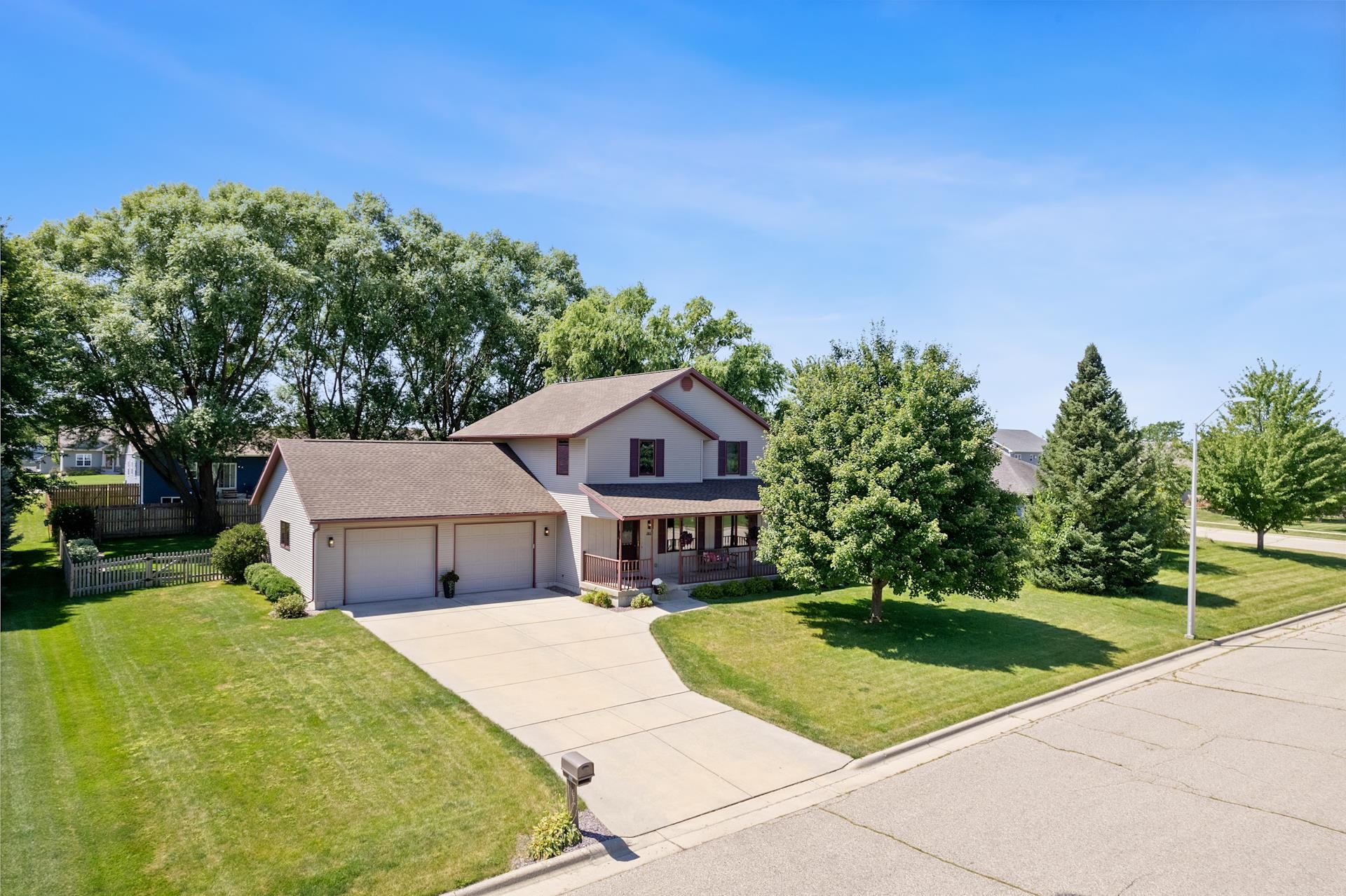 3823 Falcon Ridge Drive