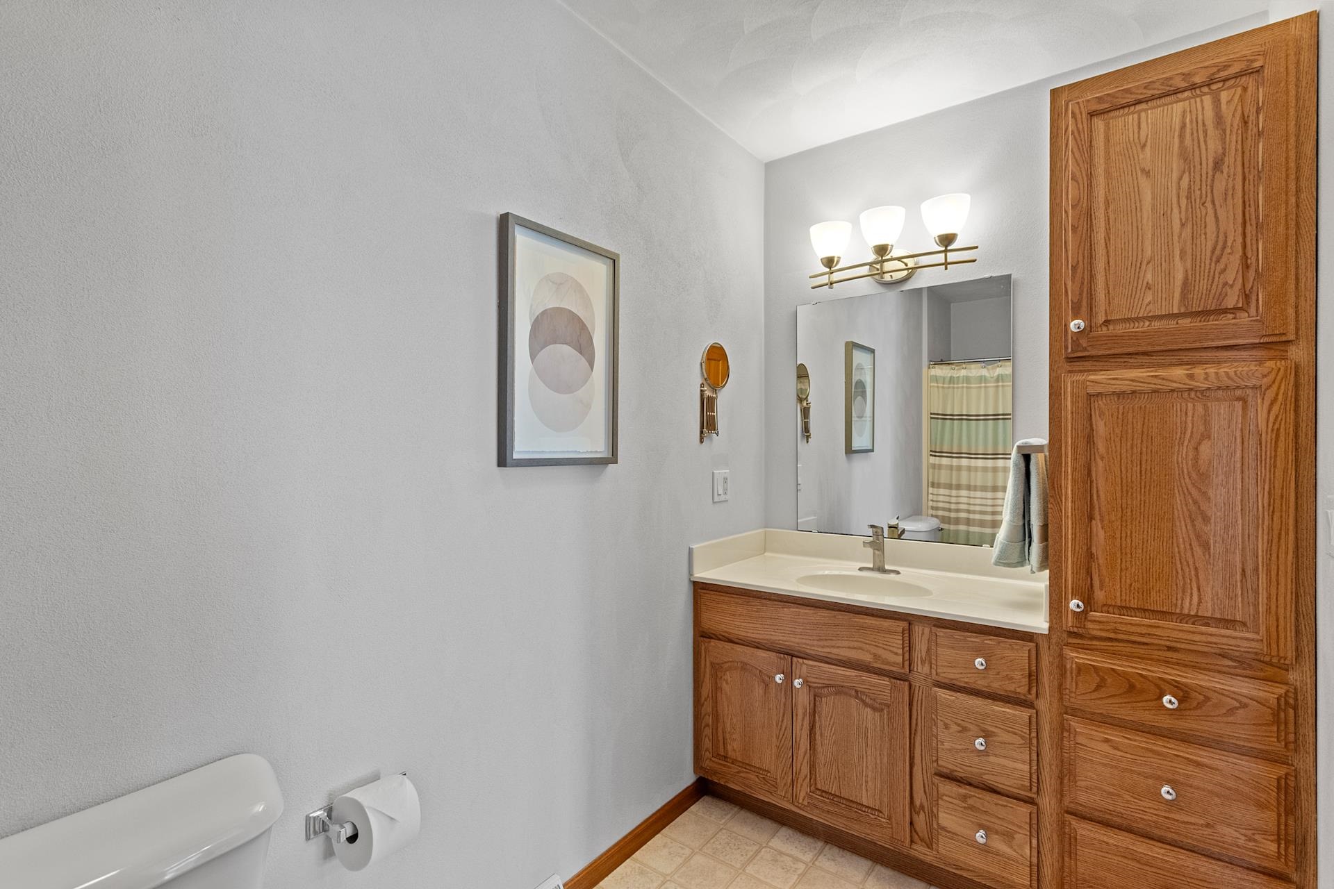 3823 Falcon Ridge Drive