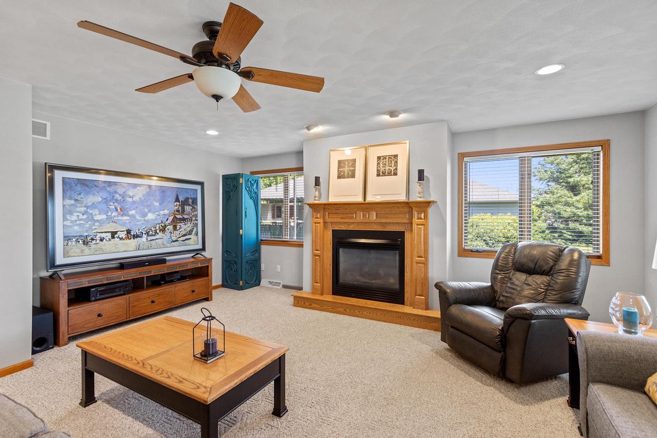 3823 Falcon Ridge Drive