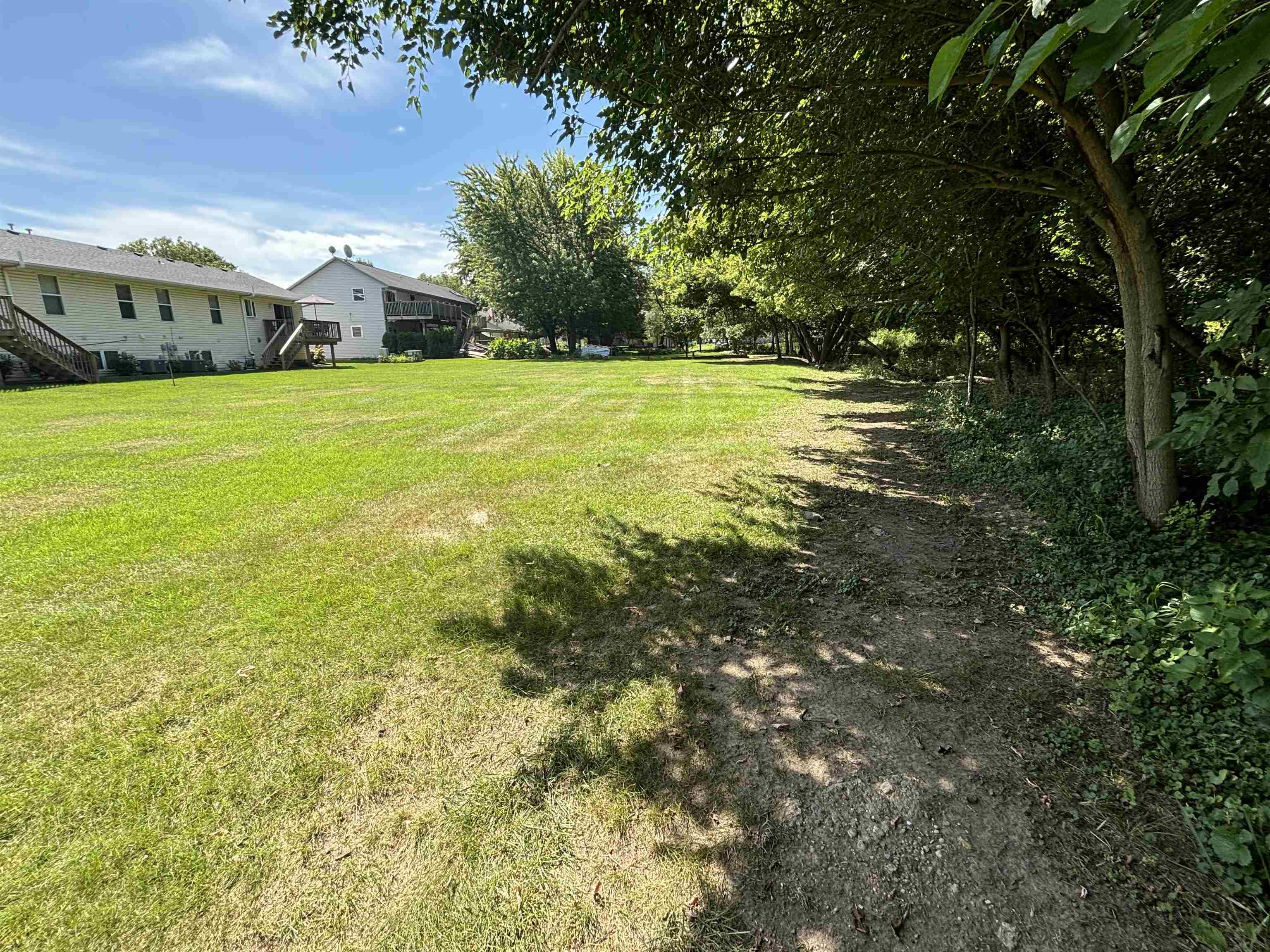 704/712 Mayapple Drive