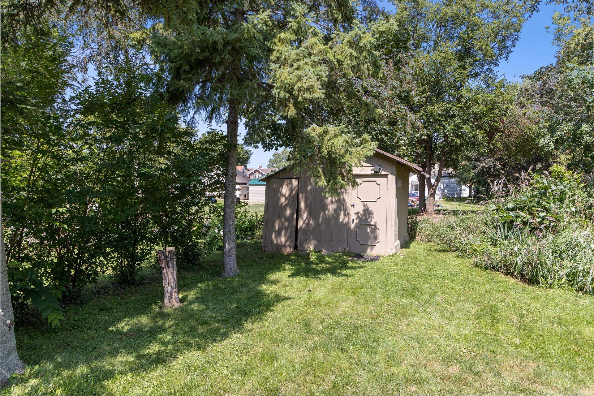 408 Golden Lane