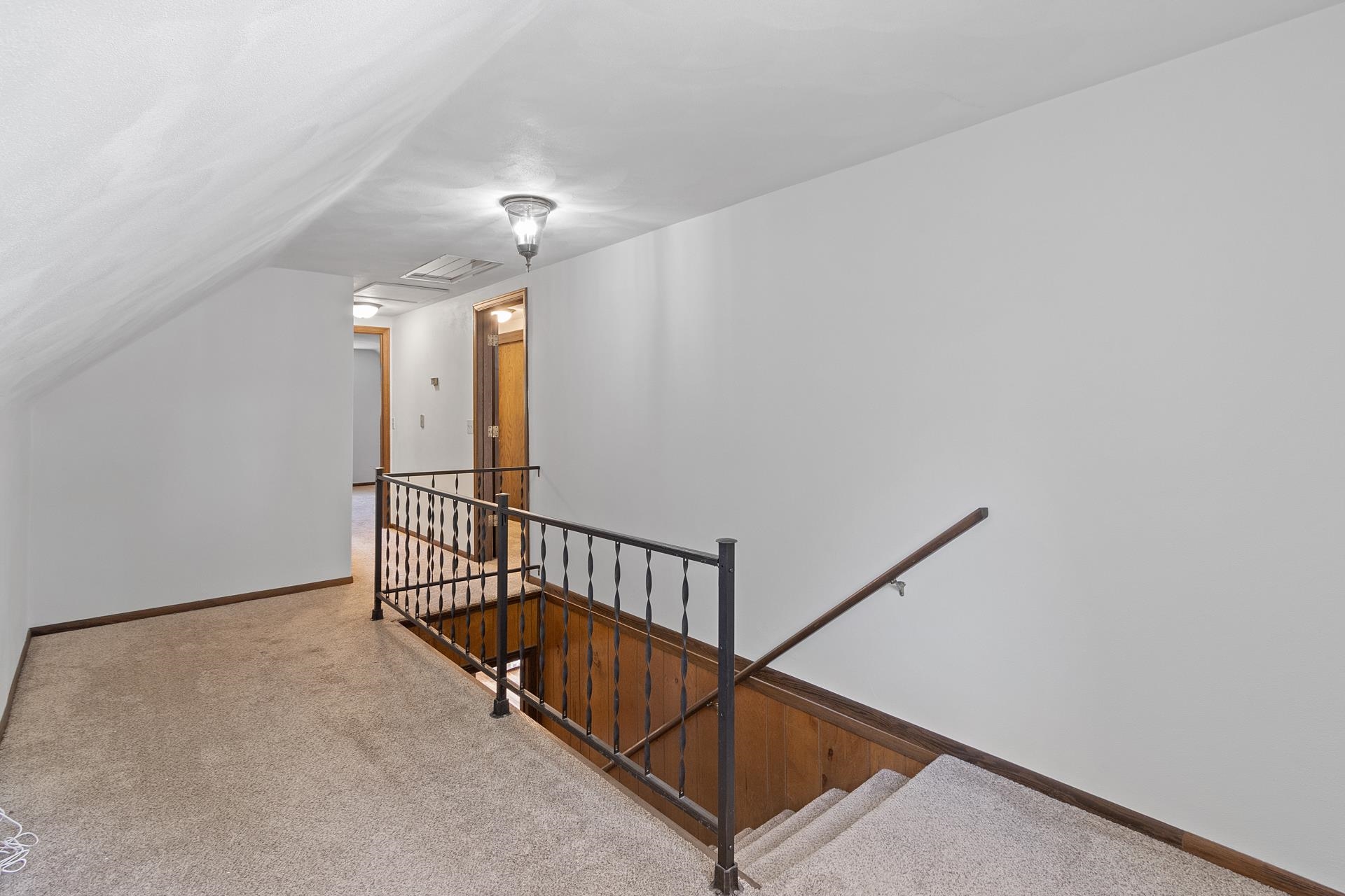 408 Golden Lane