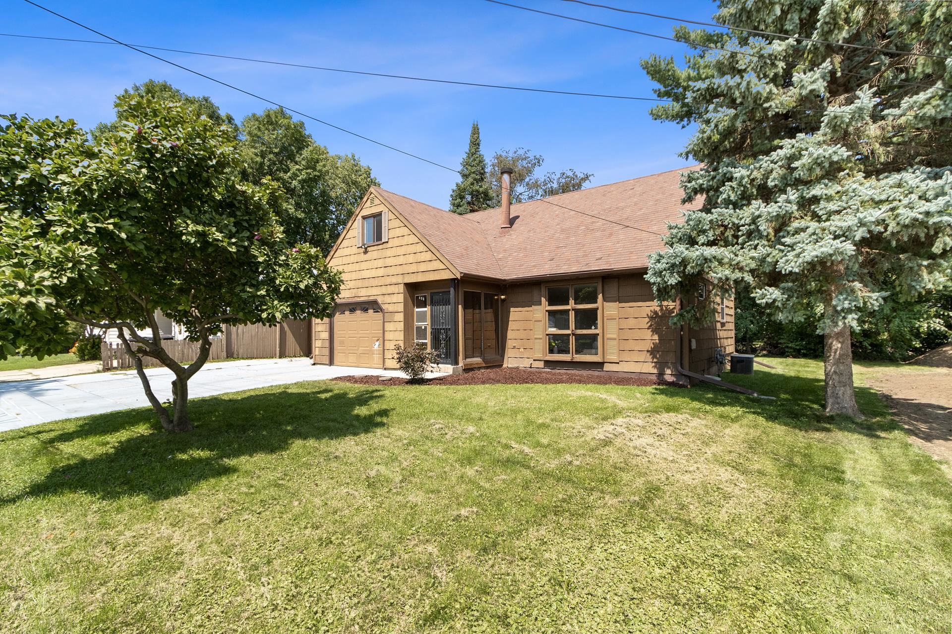 408 Golden Lane