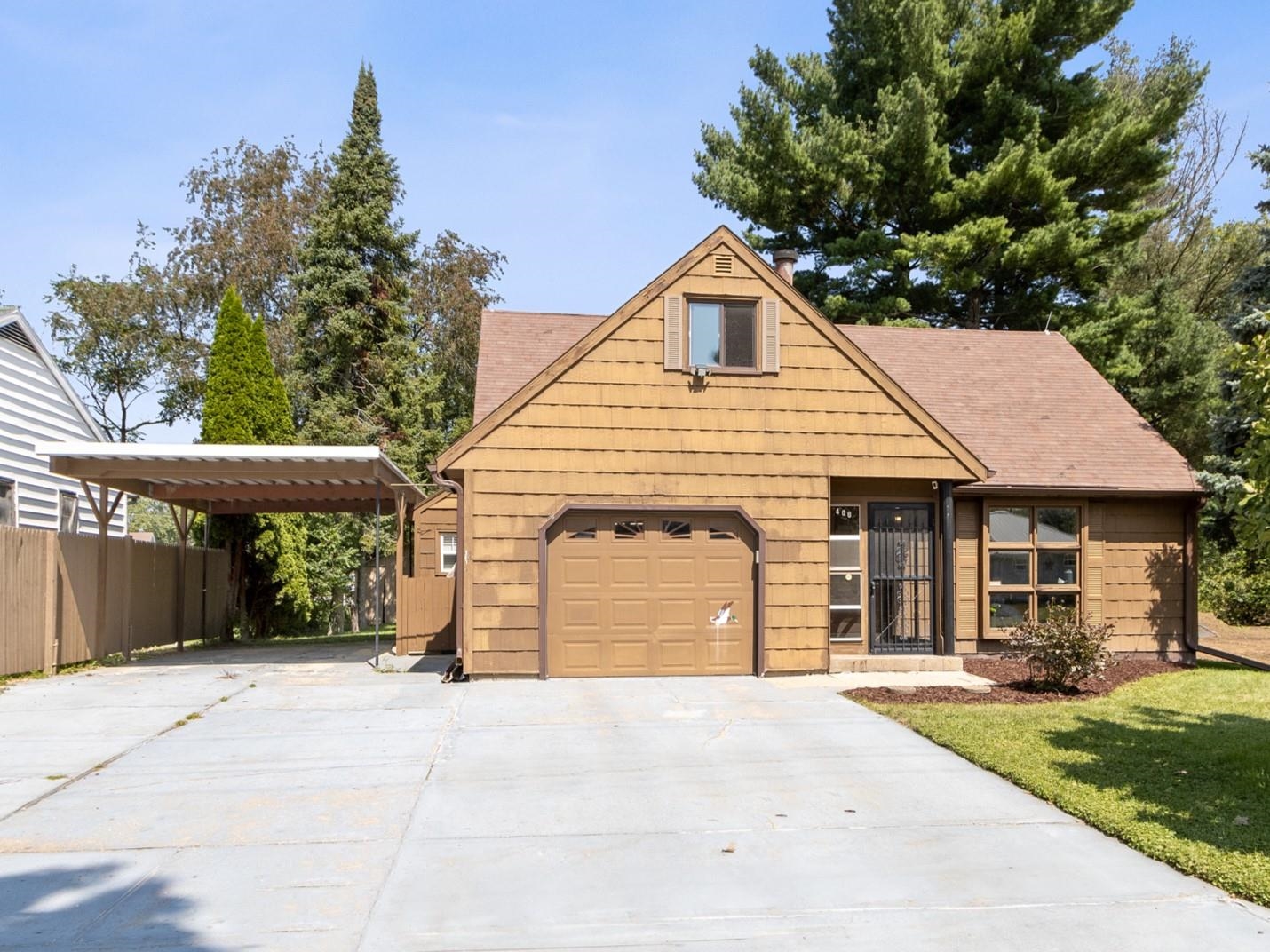408 Golden Lane