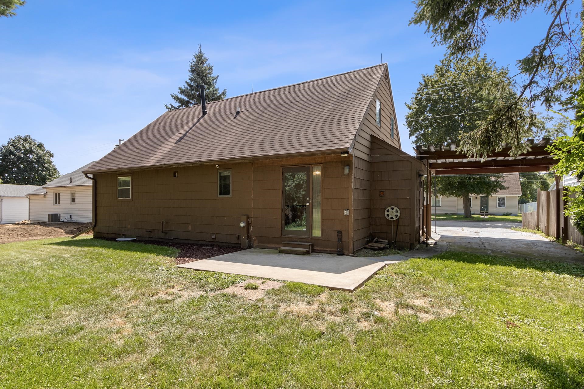 408 Golden Lane