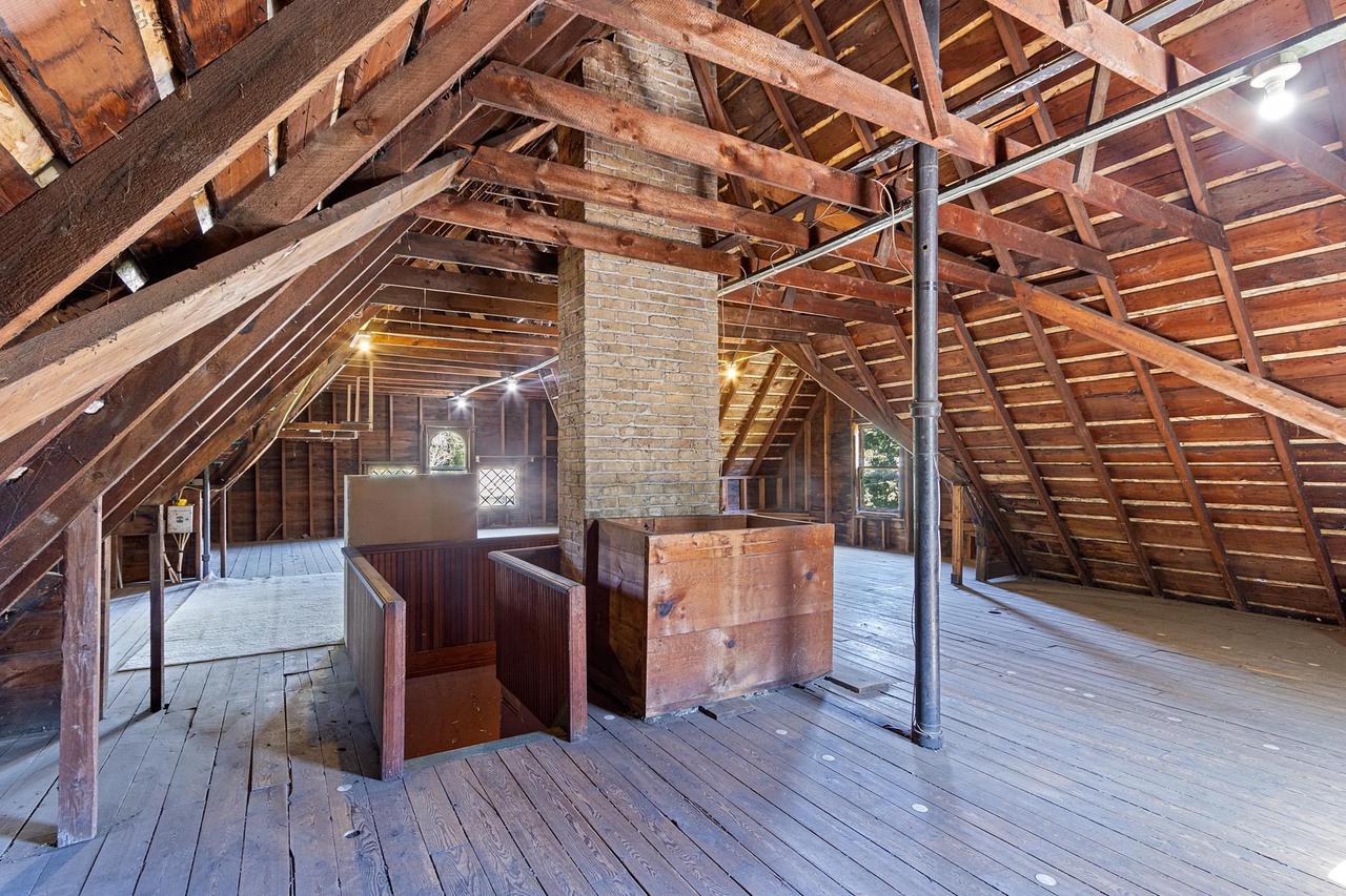 836 East Milwaukee Street