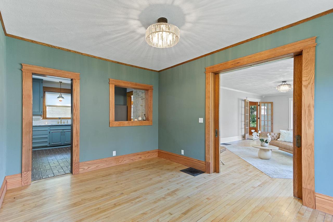 836 East Milwaukee Street