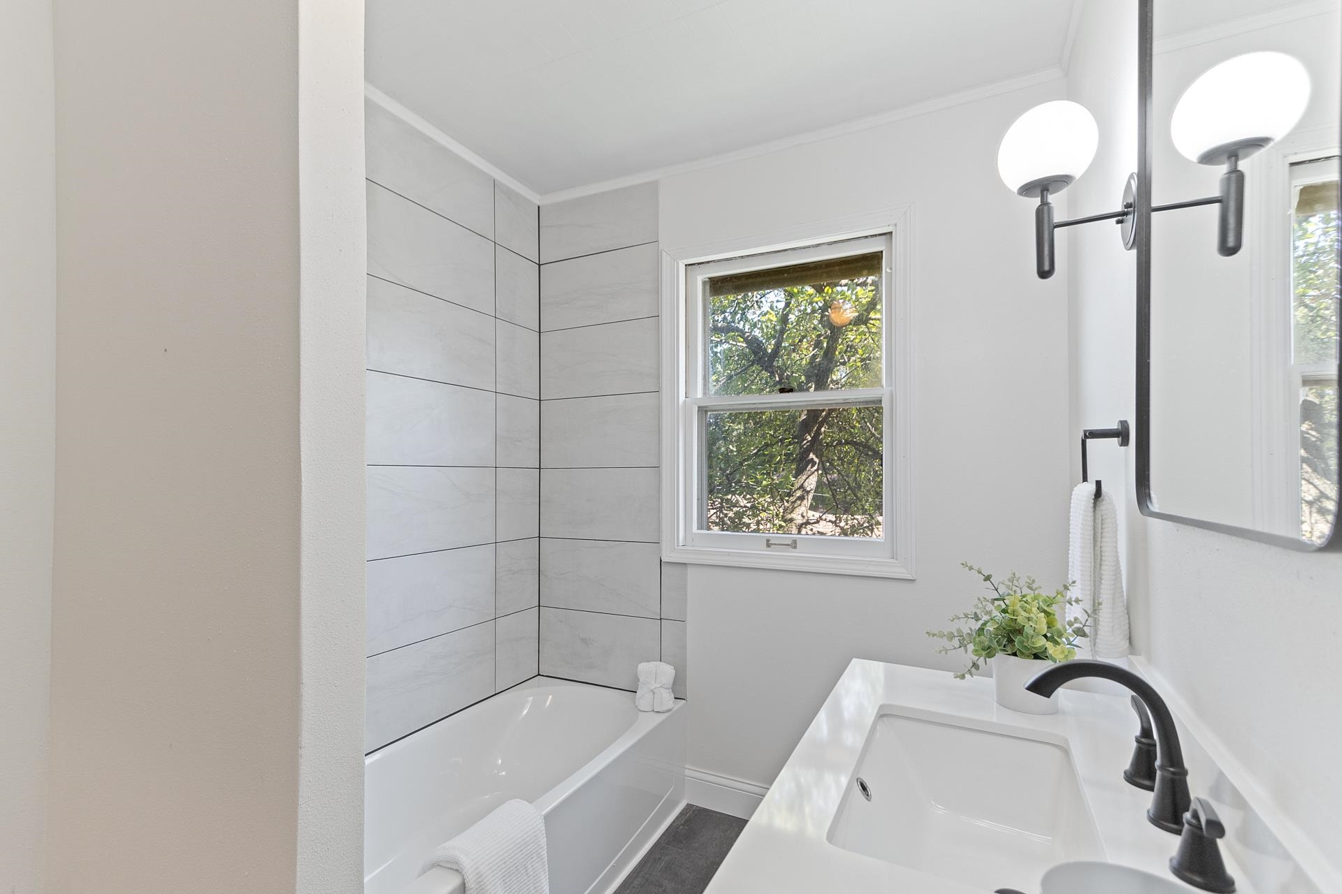 836 E Milwaukee Street