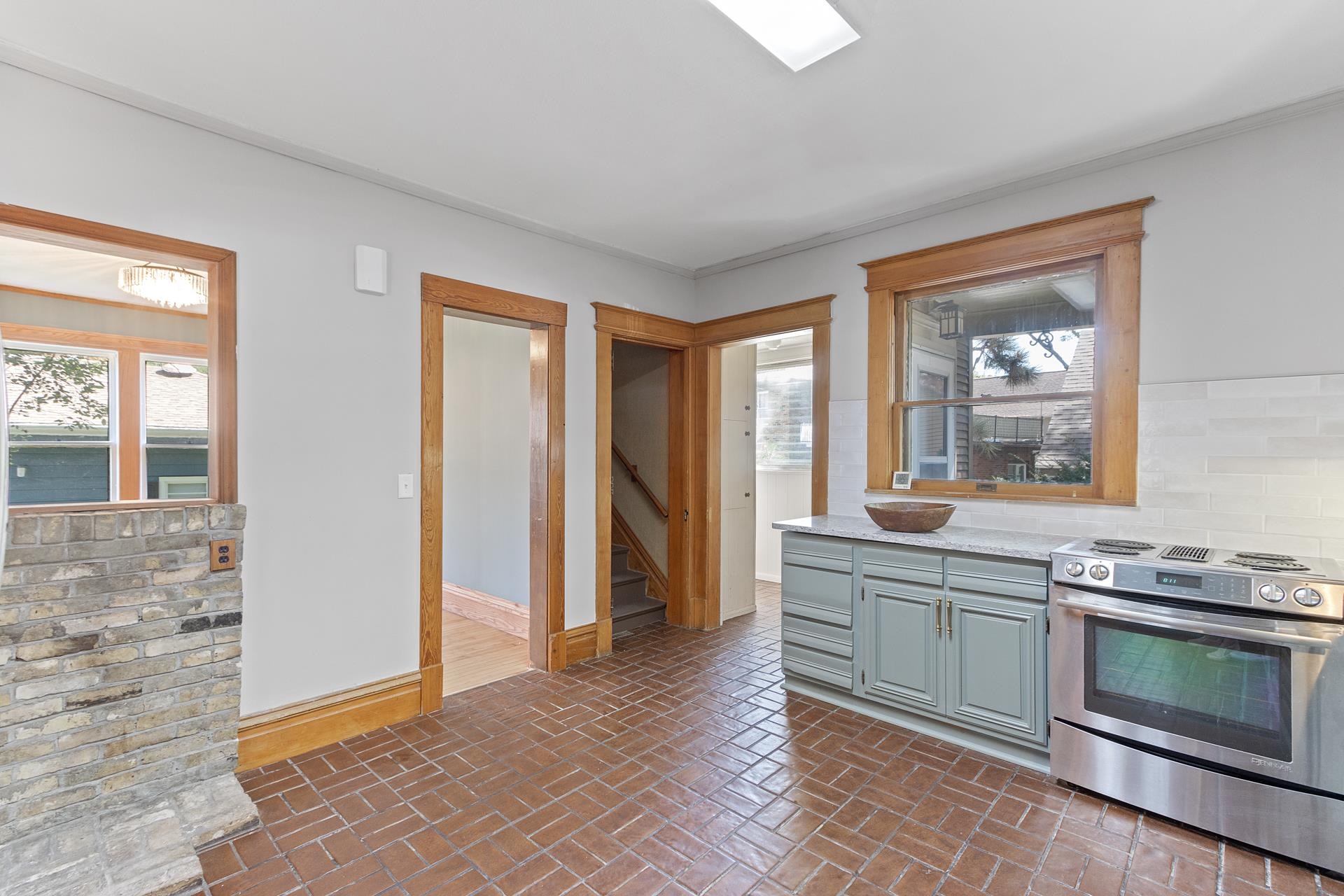 836 E Milwaukee Street