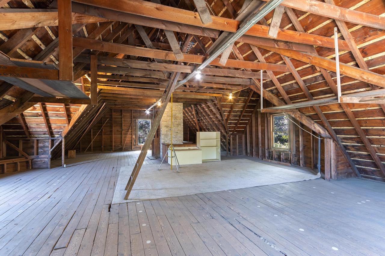 836 East Milwaukee Street