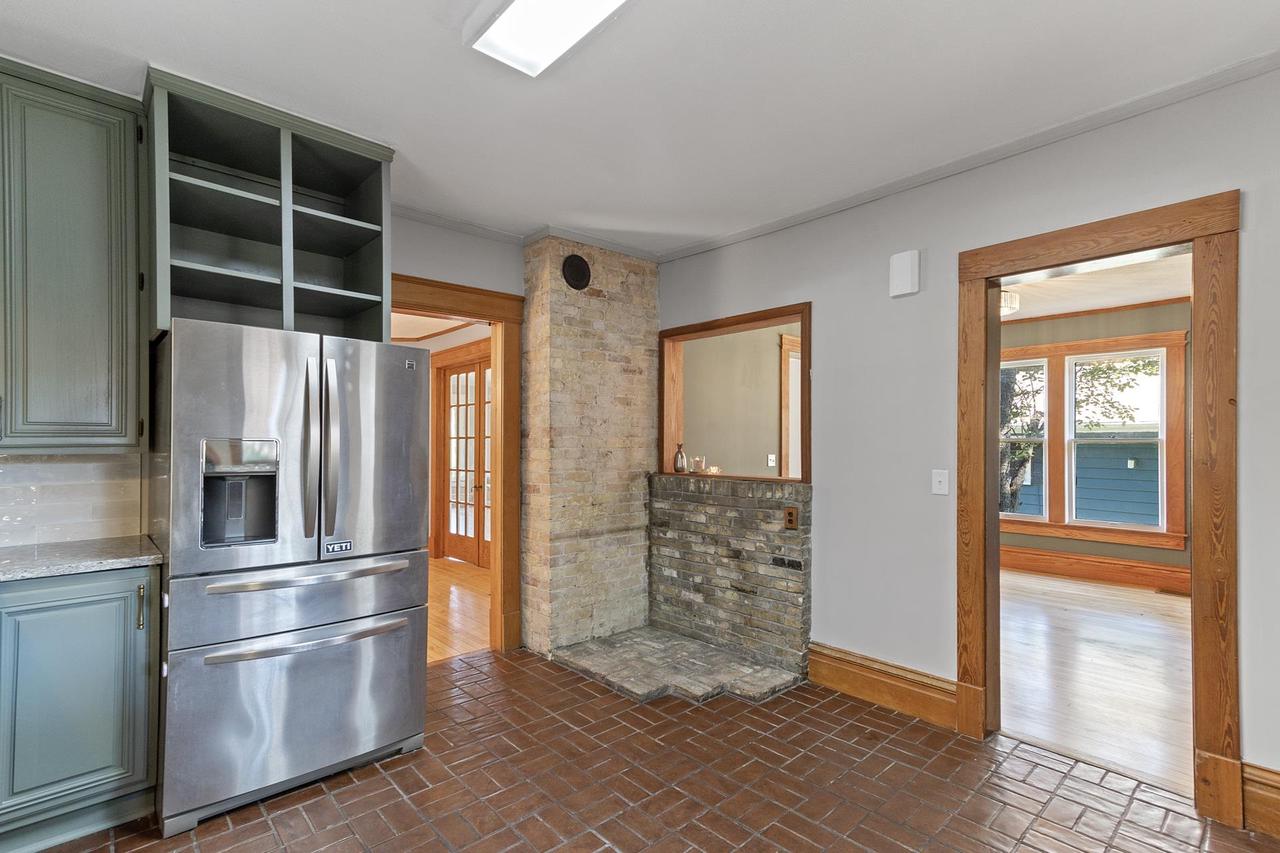 836 East Milwaukee Street