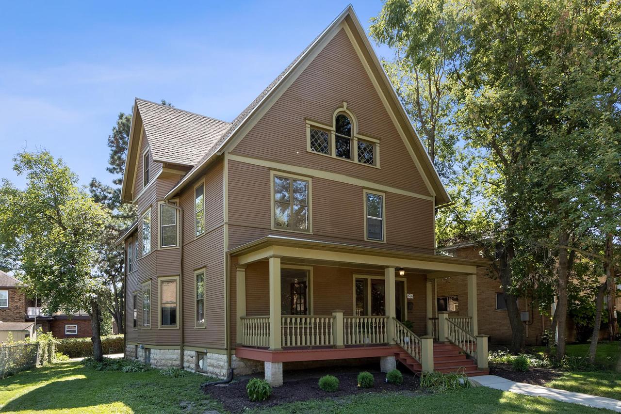 836 East Milwaukee Street