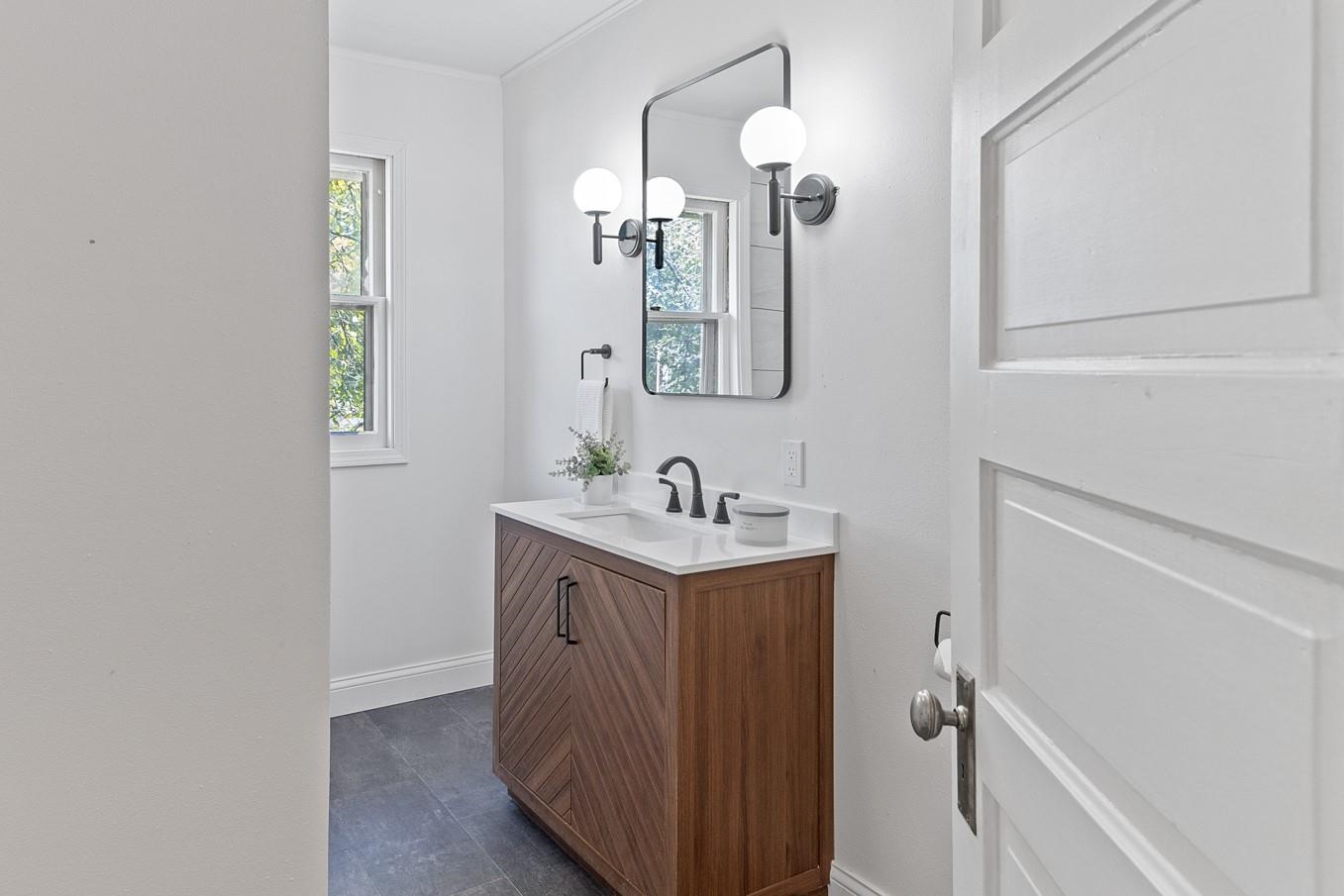 836 E Milwaukee Street