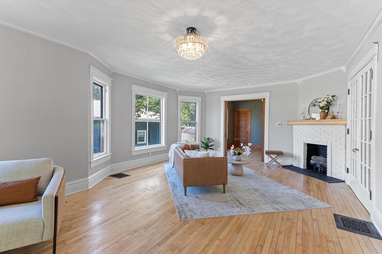 836 East Milwaukee Street