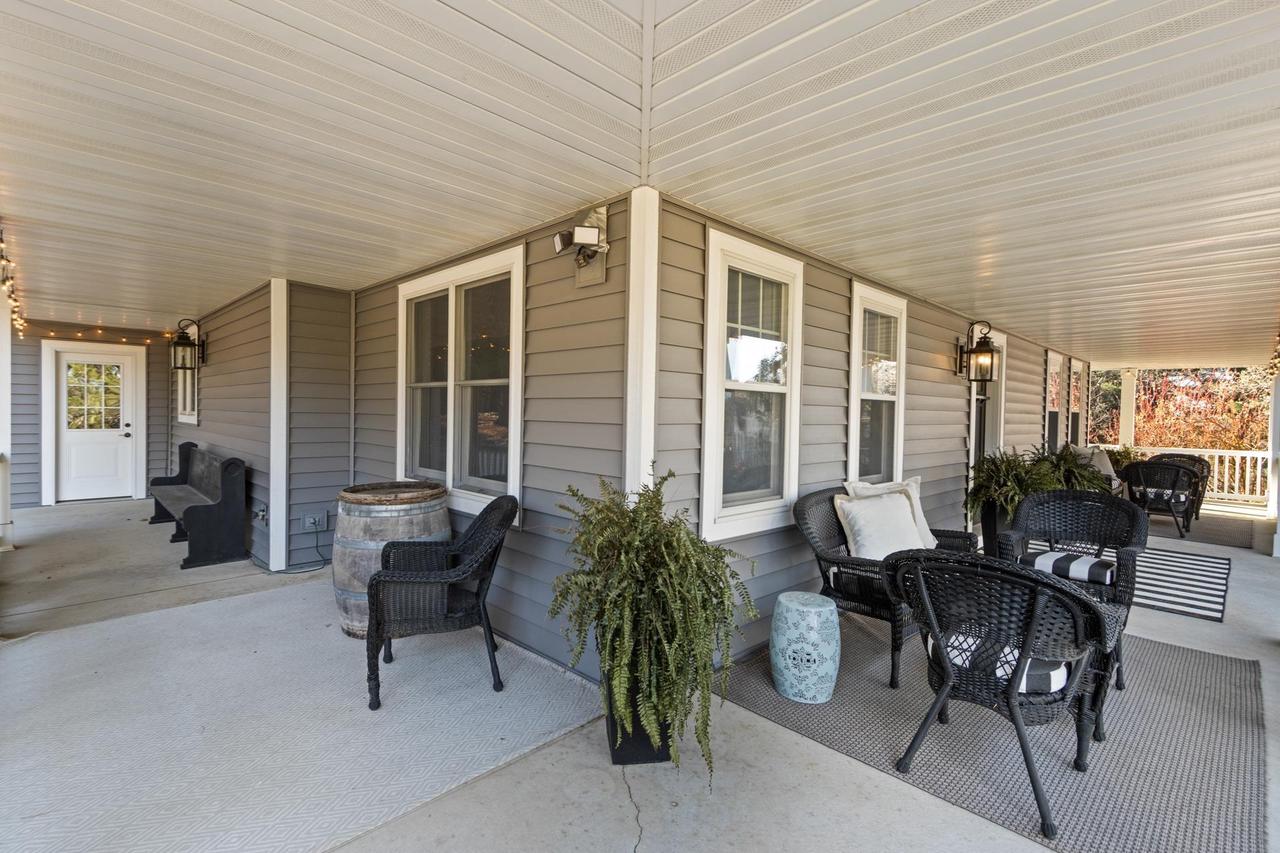 1706 East Breckenridge Lane