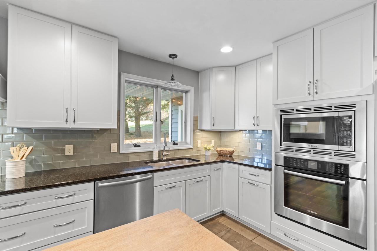 1706 East Breckenridge Lane