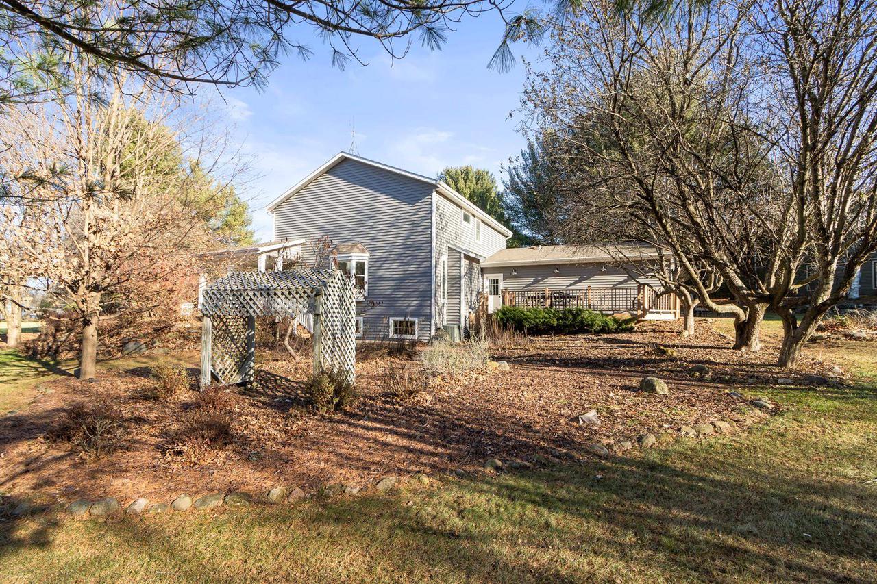 1706 East Breckenridge Lane