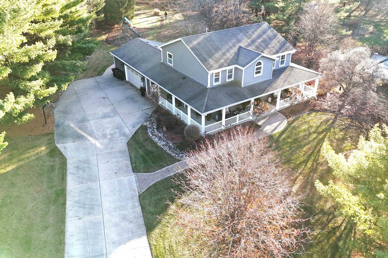 1706 East Breckenridge Lane