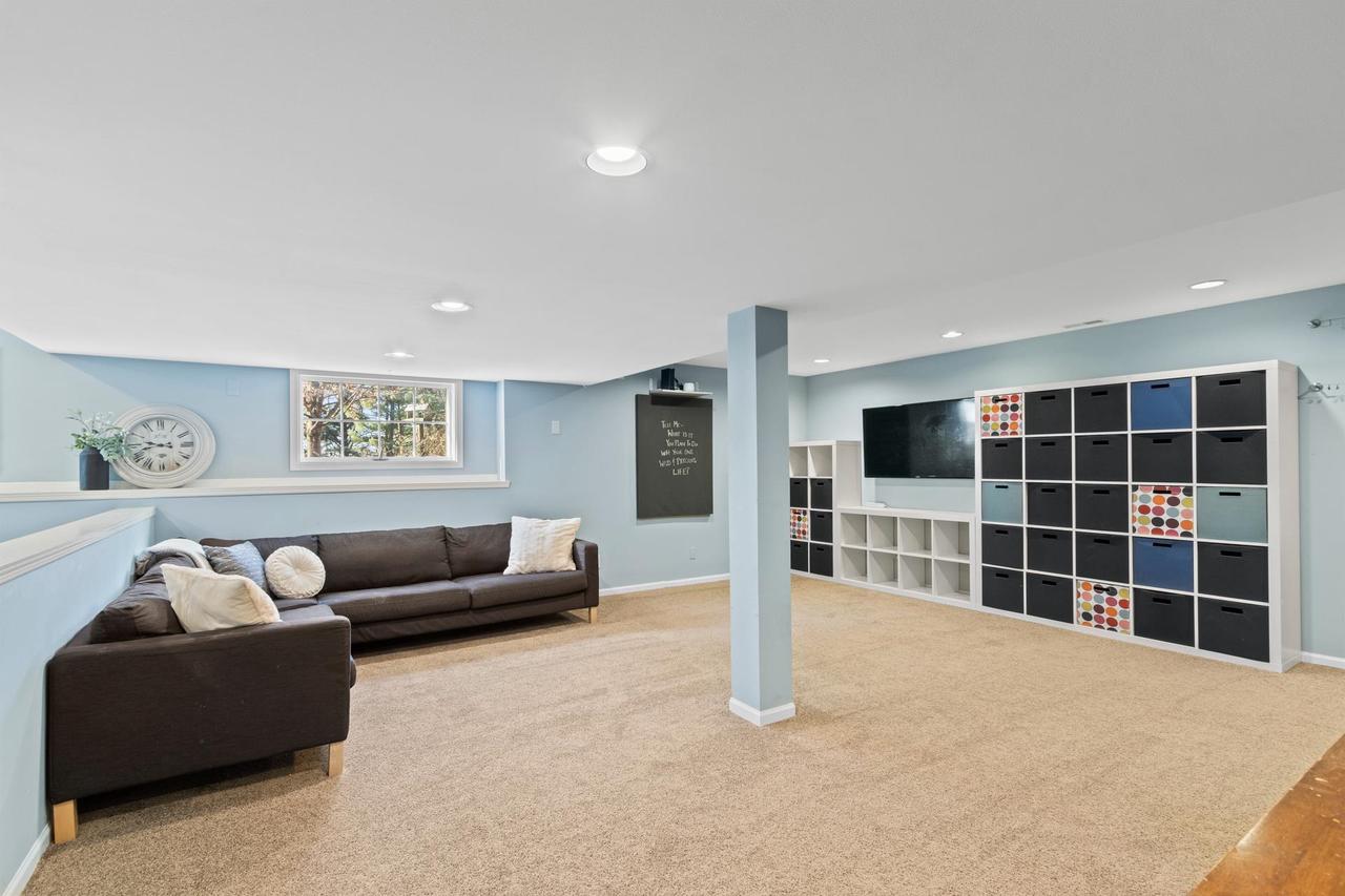 1706 East Breckenridge Lane