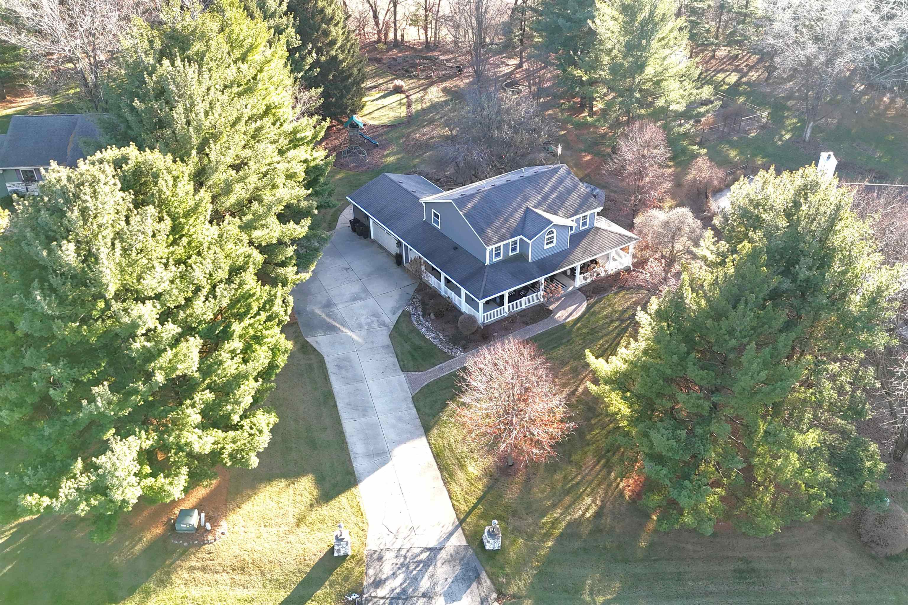 1706 E Breckenridge Lane