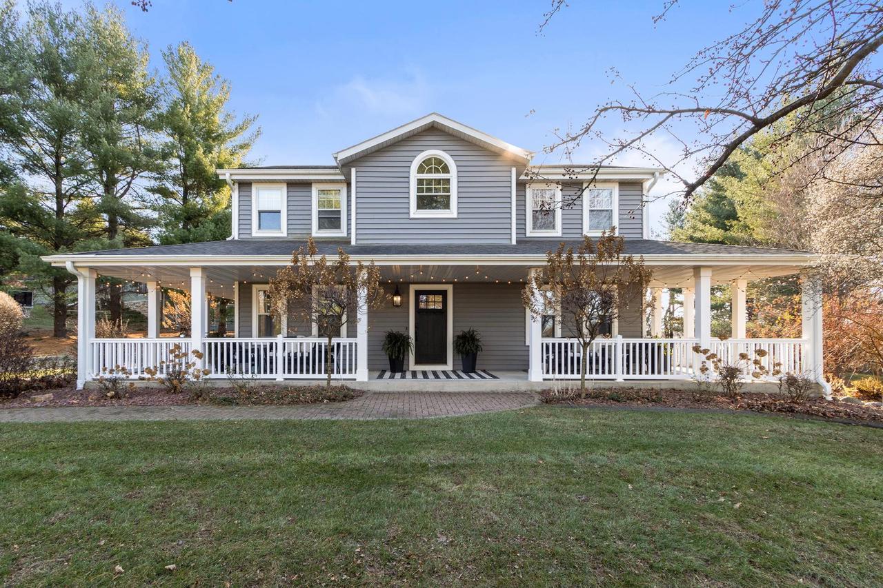 1706 East Breckenridge Lane