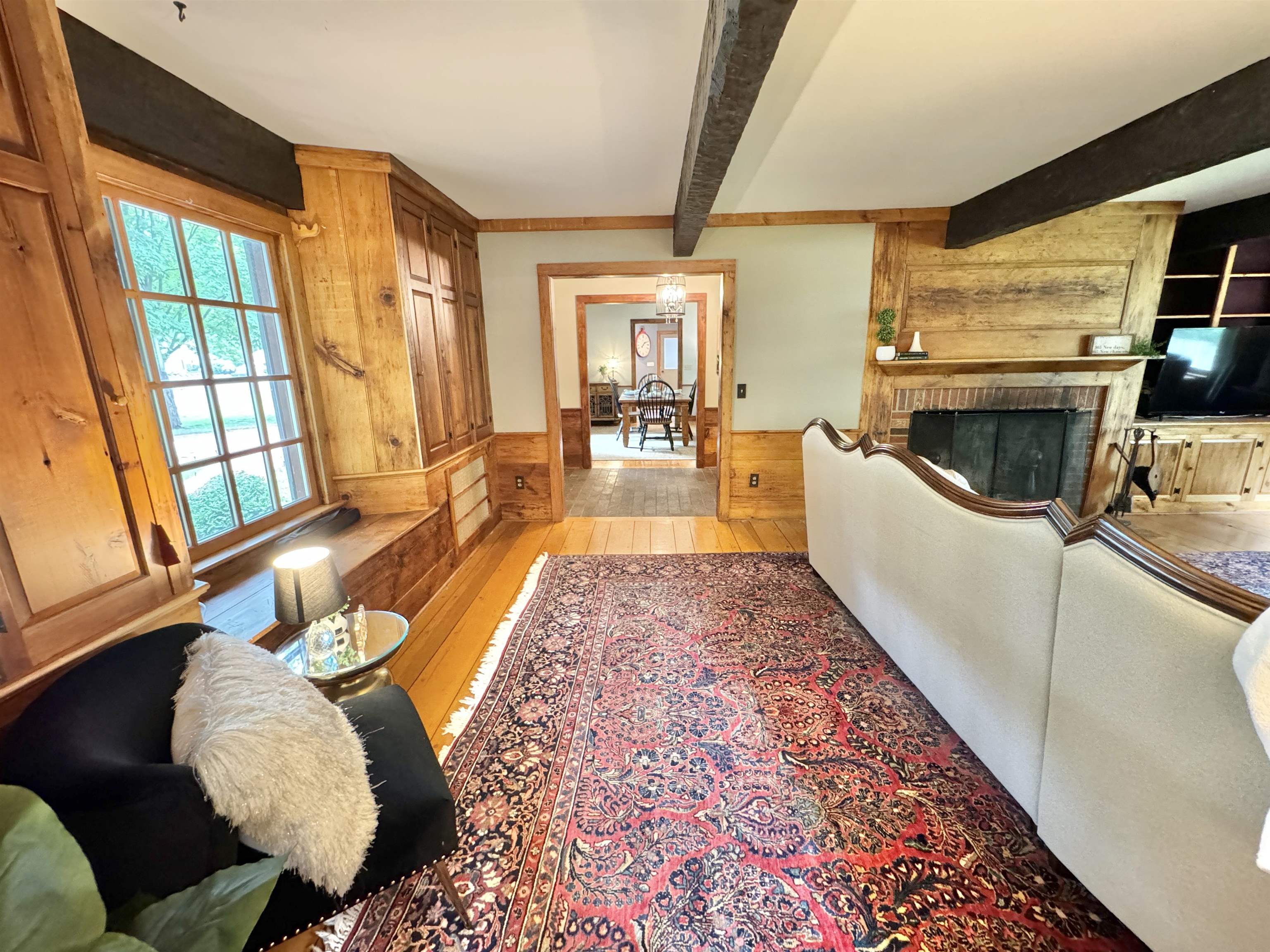 2626 Cherokee Road