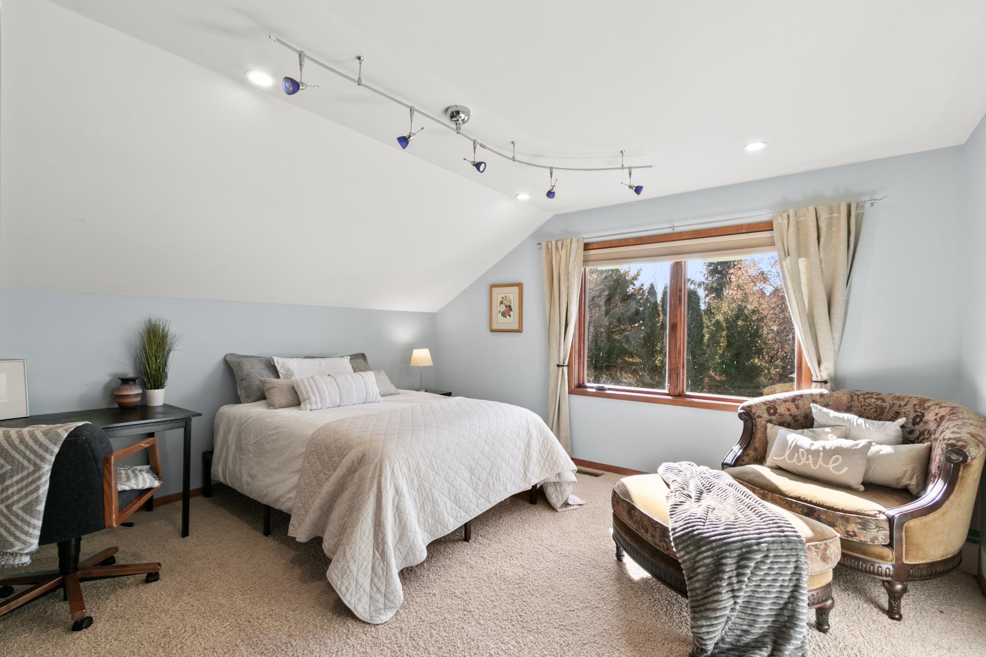 255 Indian Mound Parkway