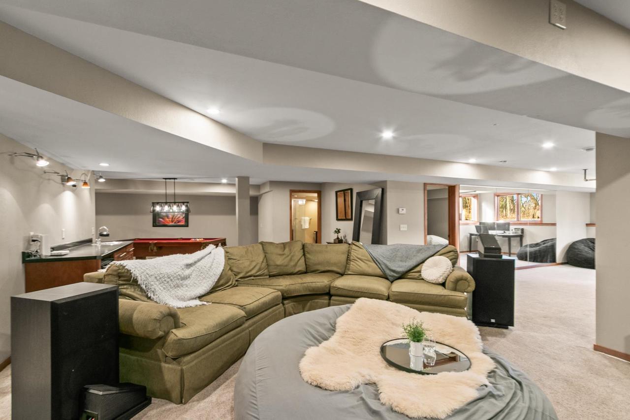 255 Indian Mound Parkway