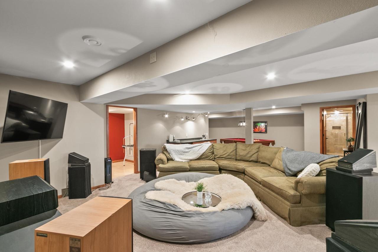 255 Indian Mound Parkway